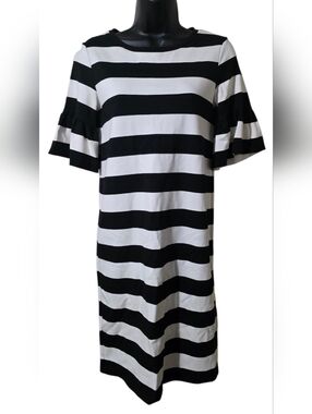 Ralph Lauren Black and White Striped Ruffle Sleeve Dress With Zipper In The Back